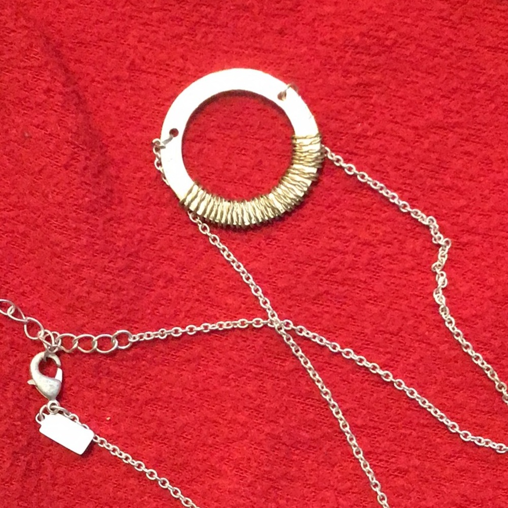 Wrapped disk necklace - Picture 2 of 3